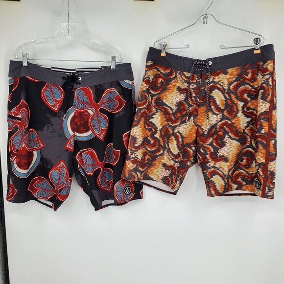 Volcom 4 Way Stretch Men's Hawaiian Aztec Look Swim Trunks Short Bundle 36 - Picture 1 of 12